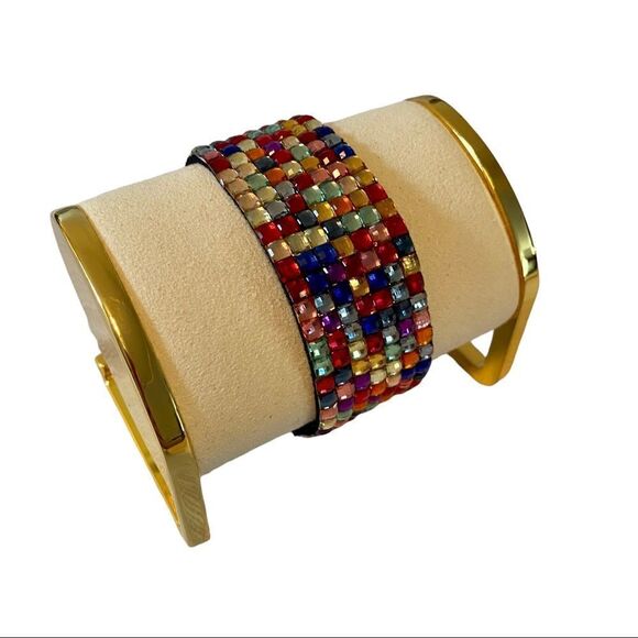 Multi-colored Jeweled Bracelet w/ pretty heart shaped buckle clasp. - Picture 5 of 9